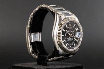 Rolex<br>326934 Sky-Dweller Black Dial
