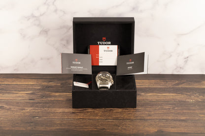 Tudor<br>70150 Black Bay P01